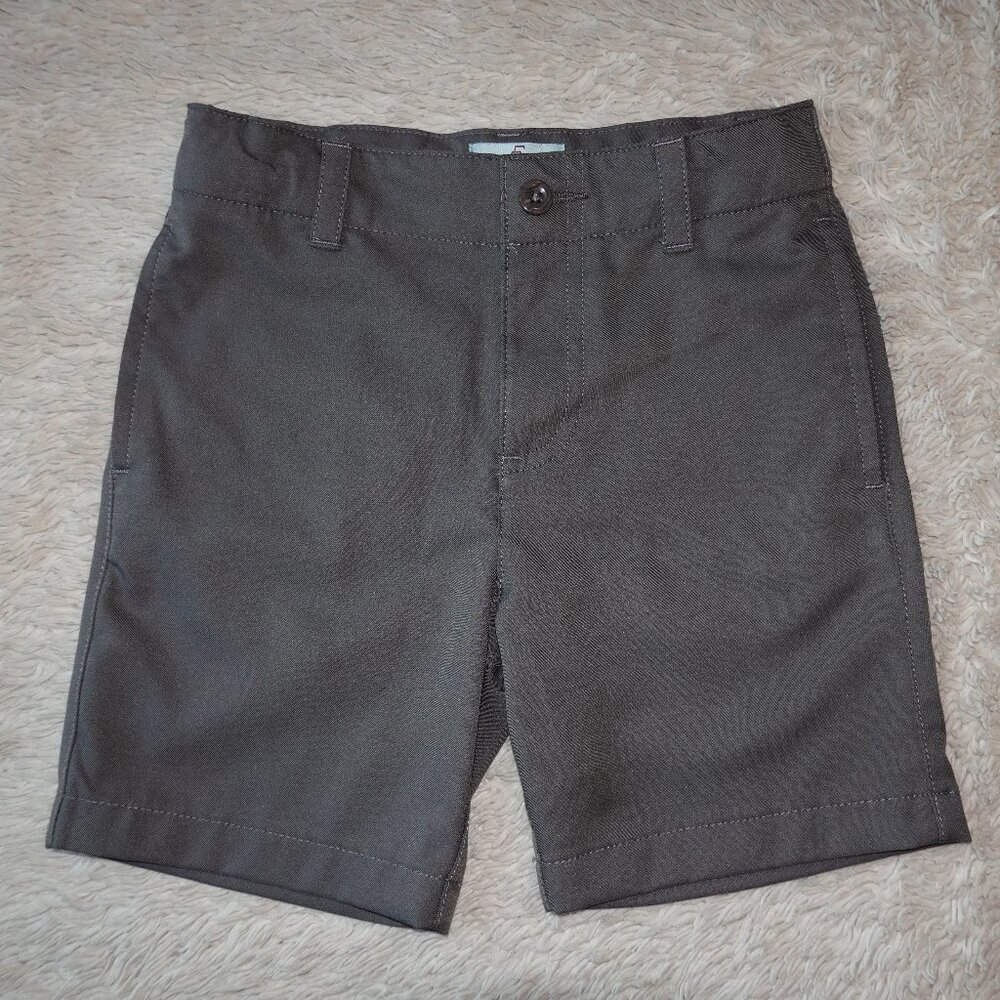 Boys Size 7 Class Club Charcoal Comfort Stretch Performance Shorts, Like New